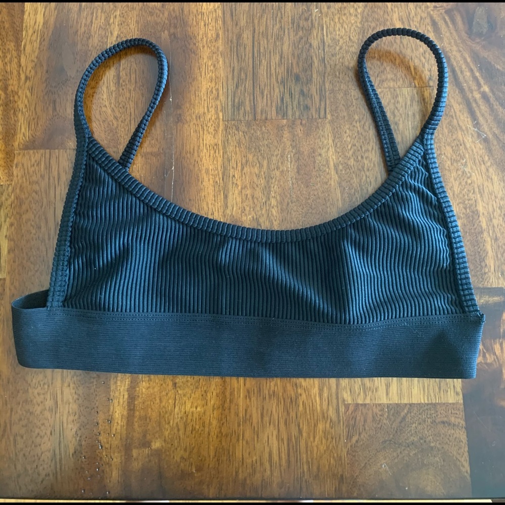 NWOT Frankies Gabrielle Black Bikini Top